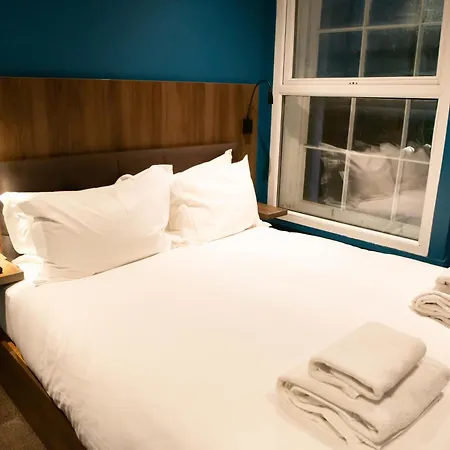 The Cherry Rooms-2